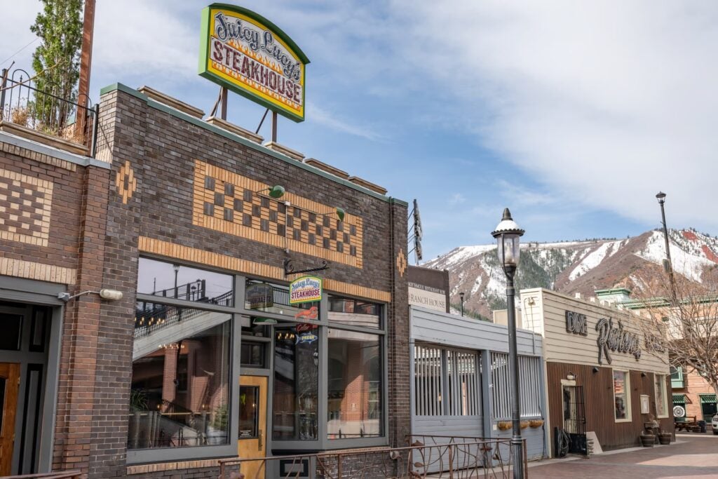 Juicy Lucy's Steakhouse near Glenwood Hot Springs Resort