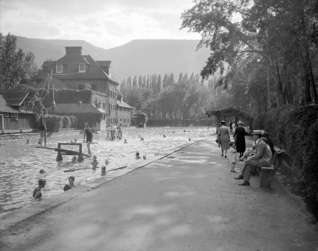 Historic Stone Bath House at Glenwood Hot Springs Resort
