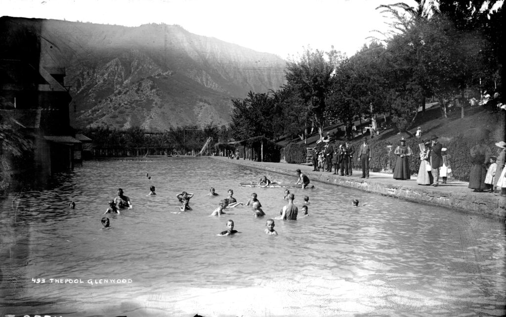Historic Image of Grand Pool at Glenwood Hot Springs Resort